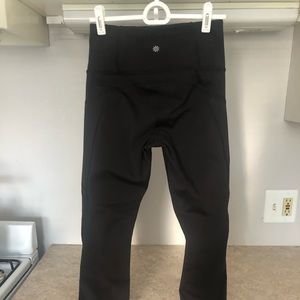 EUC Black Athleta Rainier Tight Leggings XS